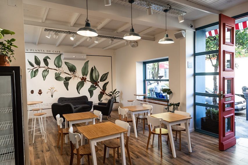 Cafeteria de especialidad y restaurante en San Isidro