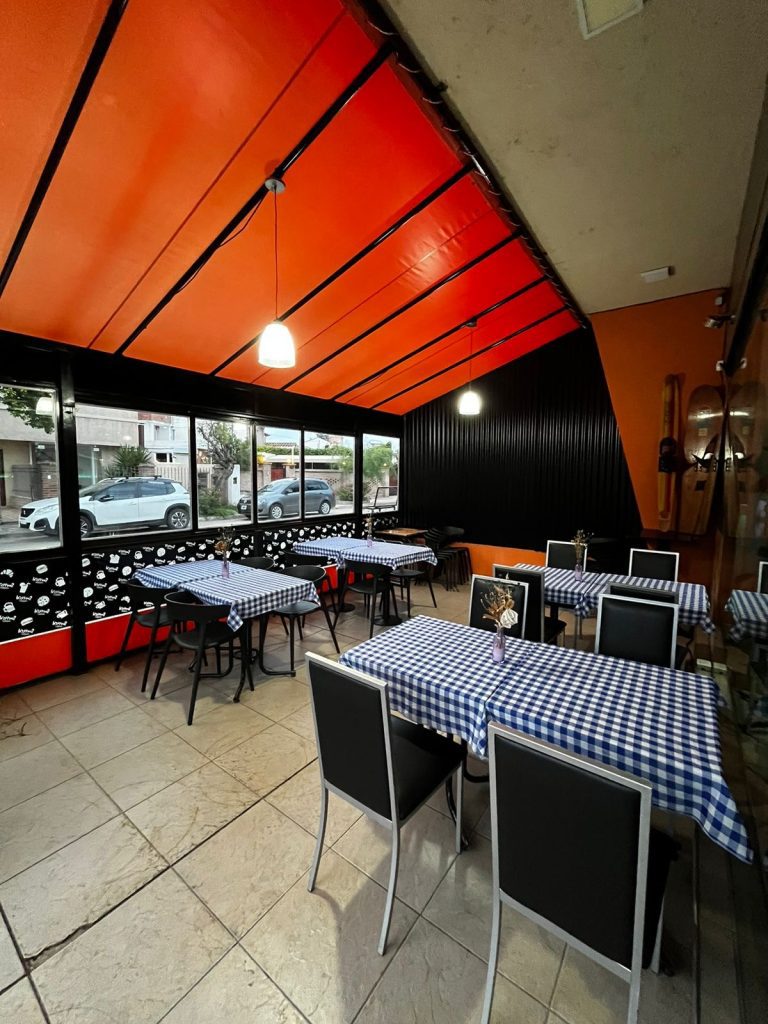 VENDO FONDO DE COMERCIO EMBLEMÁTICO BAR VILLA CARLOS PAZ