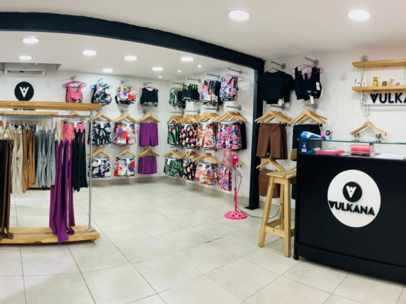 VENTA FONDO DE COMERCIO - VULKANA HAUS / ROPA DEPORTIVA RAMOS MEJIA CENTRO. EXCELENTE UBICACION