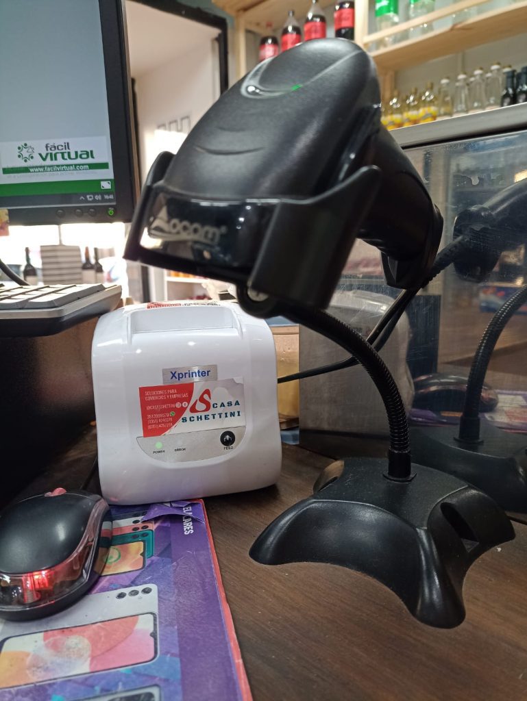 VENTA FONDO DE COMERCIO (ALMACEN) TOTALMENTE NUEVO (NEGOCIABLE)