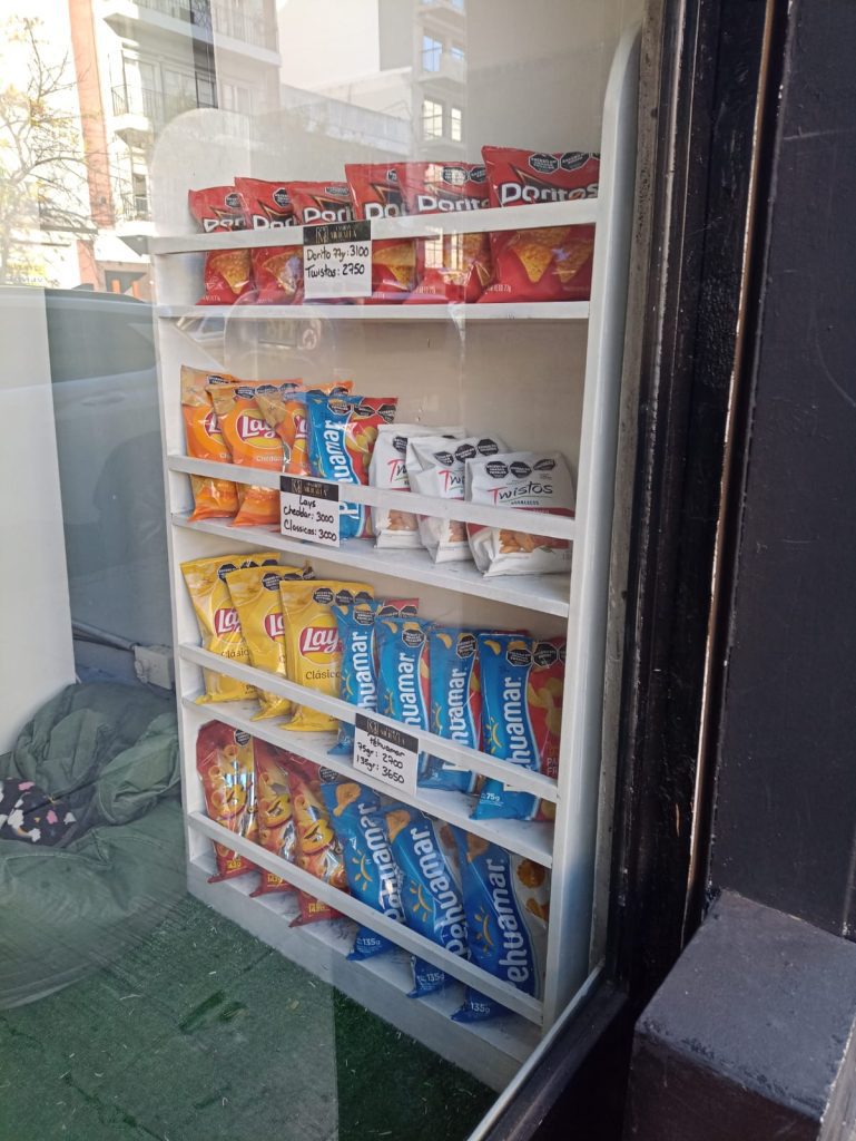 VENTA FONDO DE COMERCIO (ALMACEN) TOTALMENTE NUEVO (NEGOCIABLE)