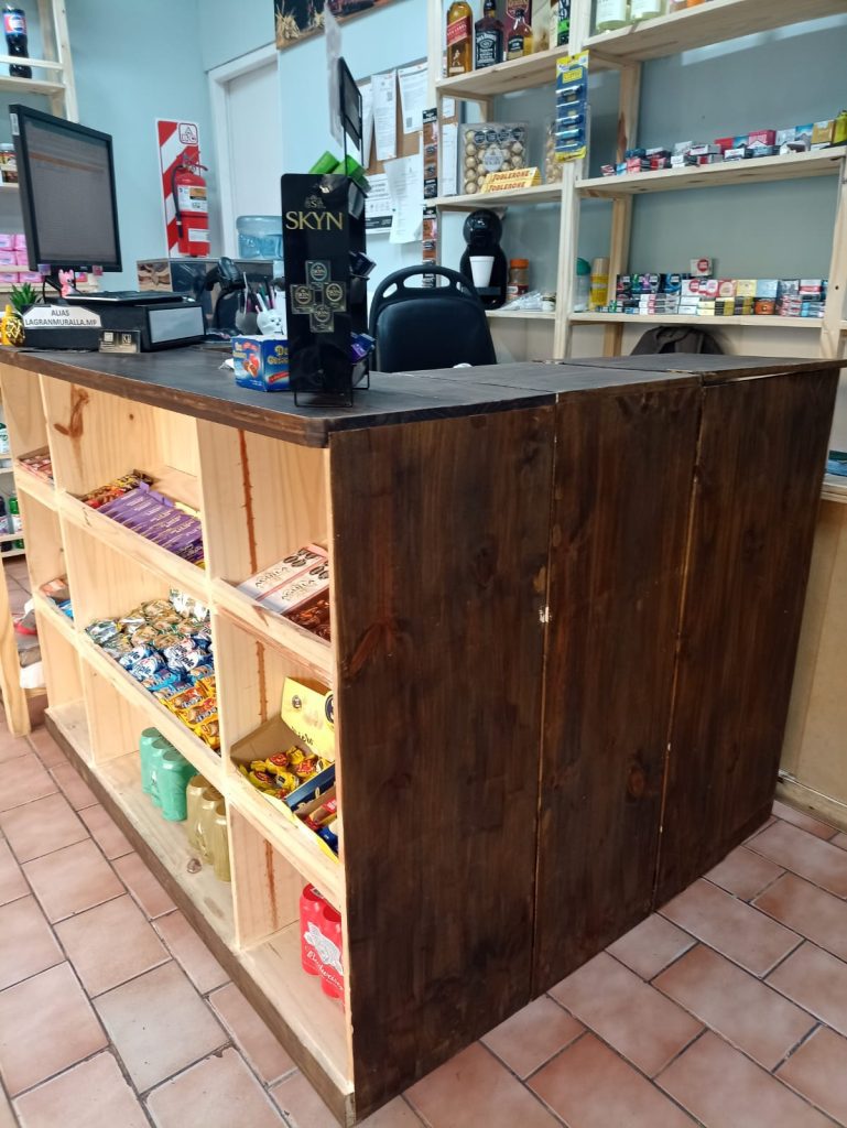 VENTA FONDO DE COMERCIO (ALMACEN) TOTALMENTE NUEVO (NEGOCIABLE)