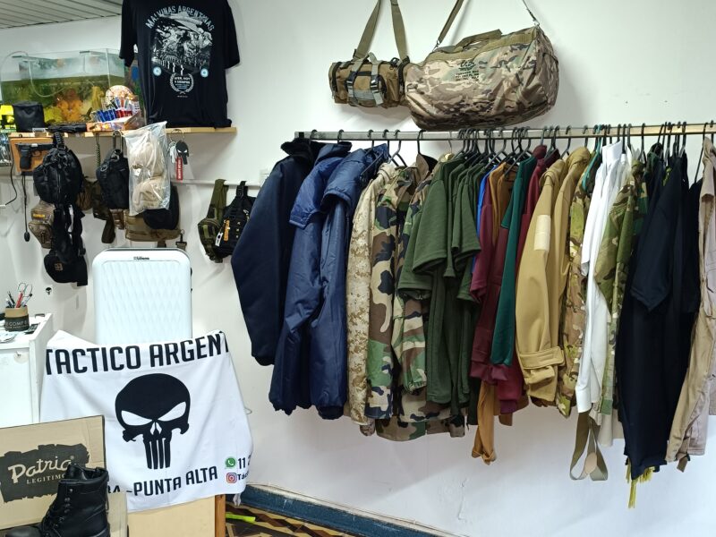 Vendo fondo de comercio, equipo táctico