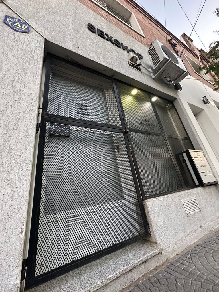 Red Passion Sex Boutique, Sex Shop