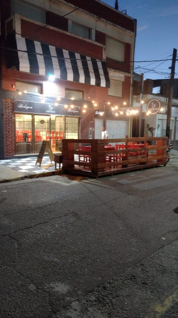 Oportunidad Bodegón de 148 cubiertos