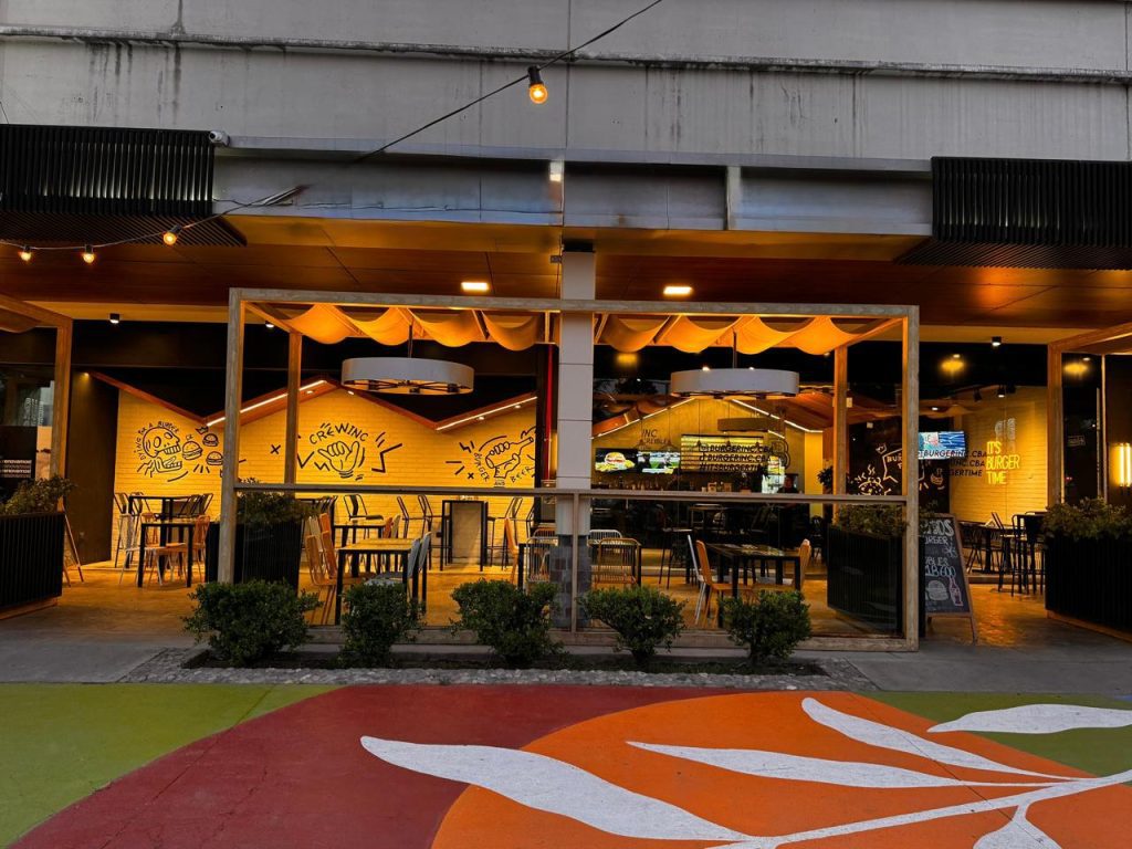Hamburgueseria en shopping Villa Rivera Indarte