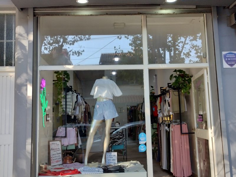 Vendo Fondo de comercio indumentaria femenina