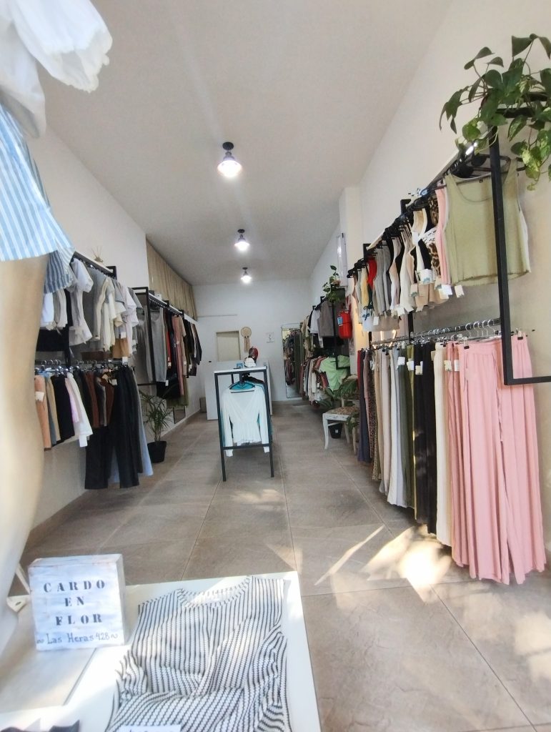 Vendo Fondo de comercio indumentaria femenina