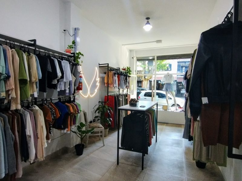Vendo Fondo de comercio indumentaria femenina