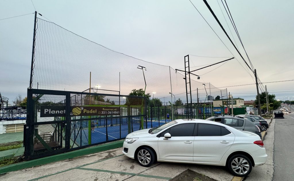 Dueño vendo fondo de comercio club de pádel funcionado con turnos fijos + instal