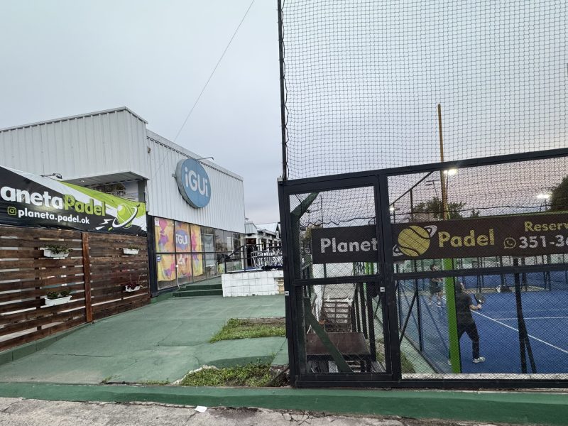 Dueño vendo fondo de comercio club de pádel funcionado con turnos fijos + instal