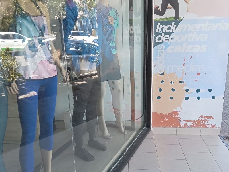 Ropa deportiva y urbana