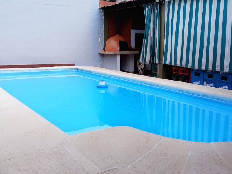 Venta de casa + fondo de comercio