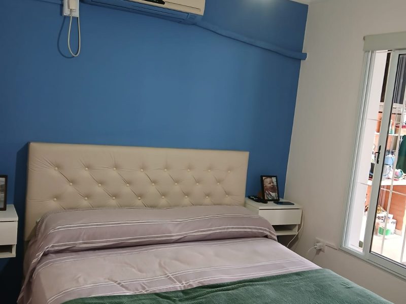 Venta de casa + fondo de comercio