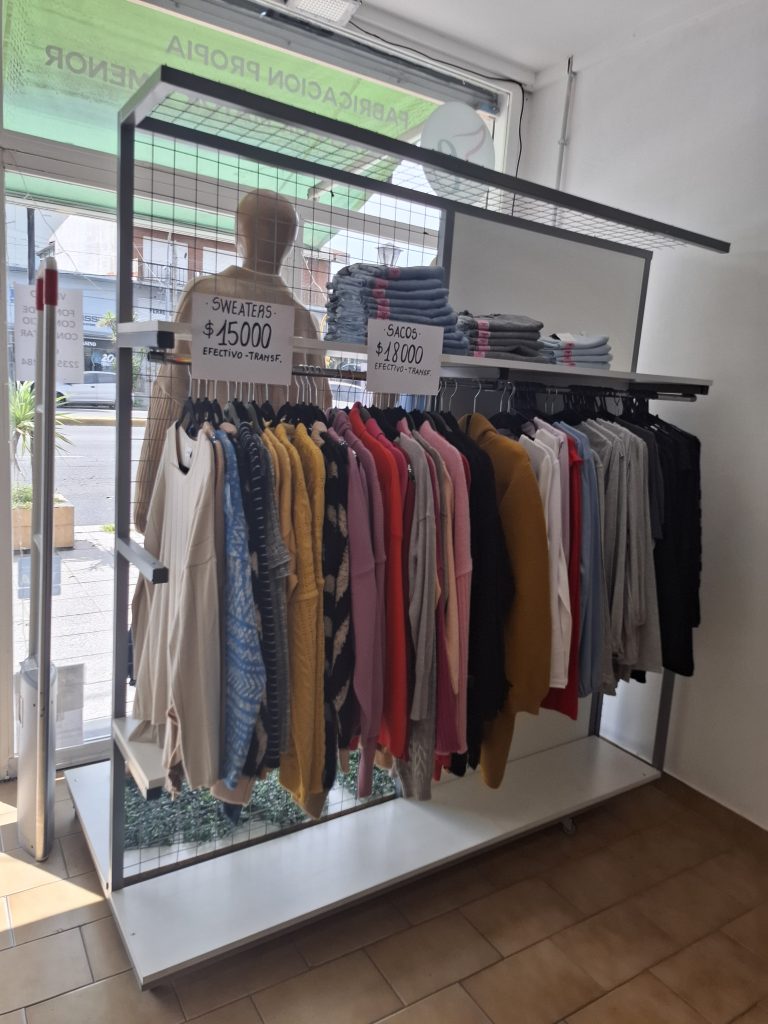 Excelente oportunidad! venta de marca, 4 años de antiguedad. Indumentaria Fem