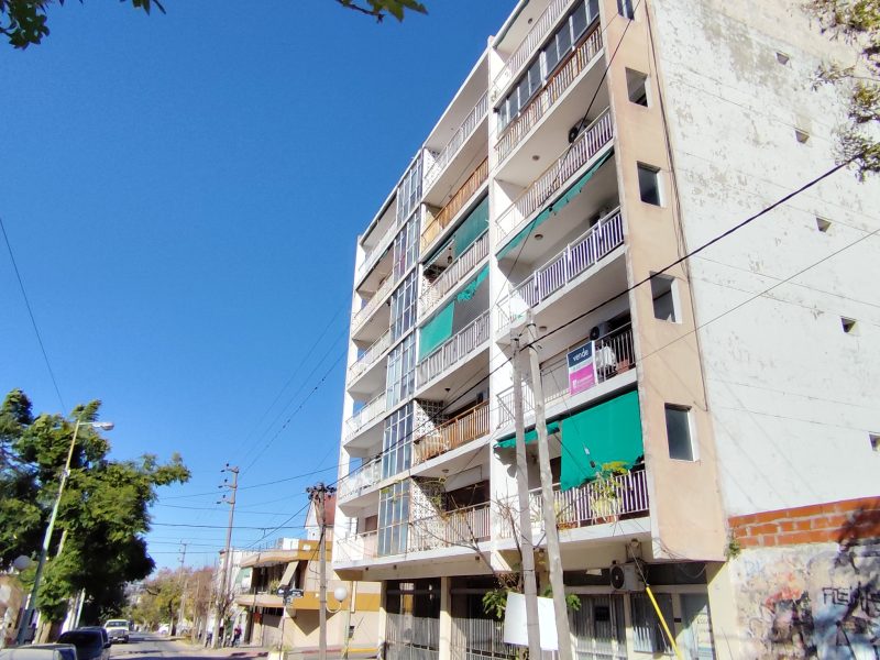 VENTA DE LOCAL EN ZARATE CENTRO