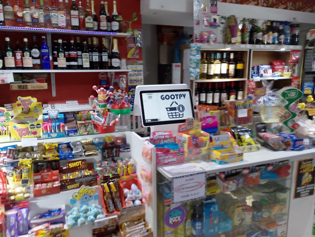 Kiosco 24 hs en centro de Carlos paz,