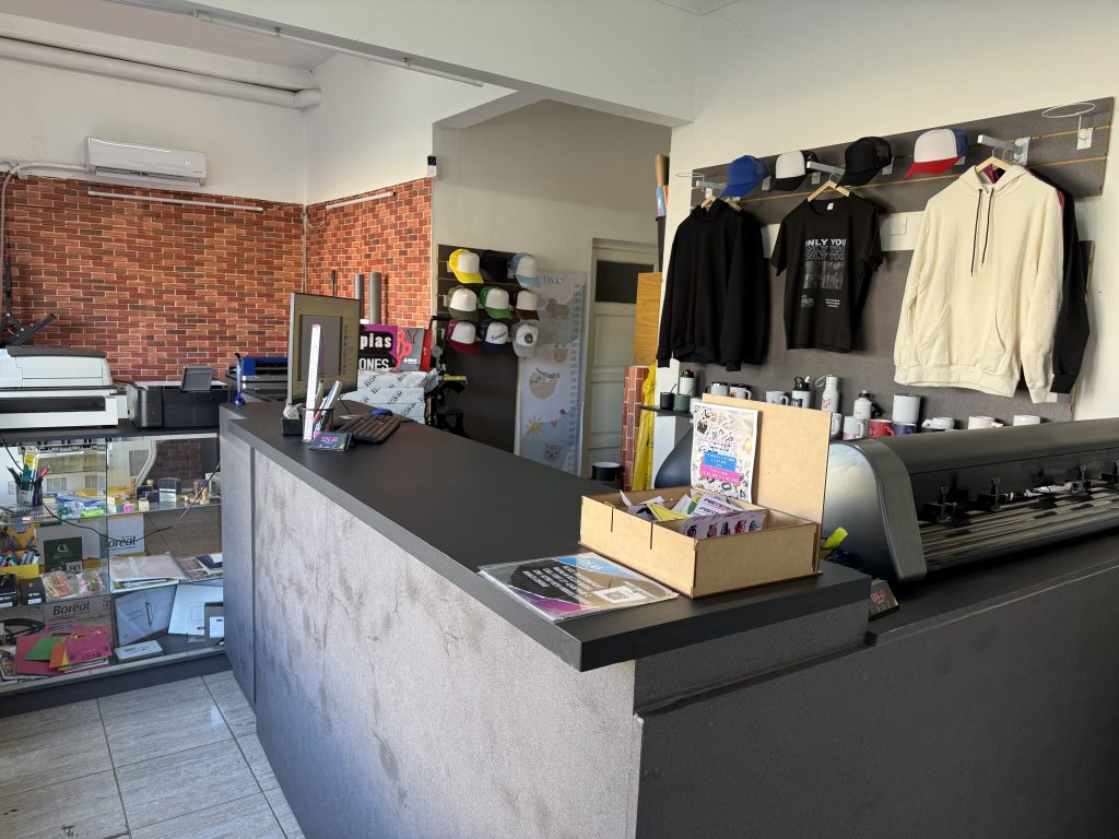 URGENTE LIQUIDÓ X VIAJE - Fondo de comercio Grafica, impresiones, sublimacion