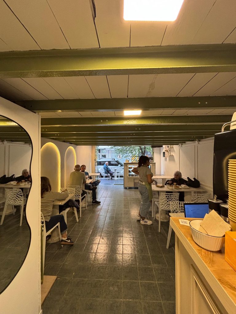 Vendo Fondo de Comercio!! En zona de facultades con mucho movimiento